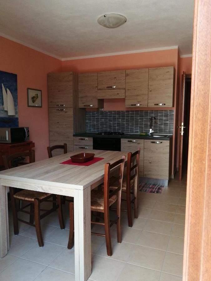 Residence Degli Ulivi Ossi Buitenkant foto