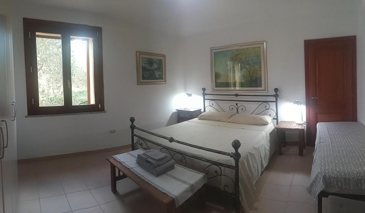 Residence Degli Ulivi Ossi Buitenkant foto